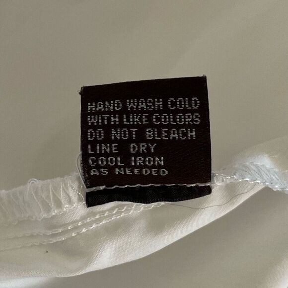 J McLaughlin Flared Sleeve White Blouse Size M Wide Neck Old Money Career Resort - Picture 9 of 10